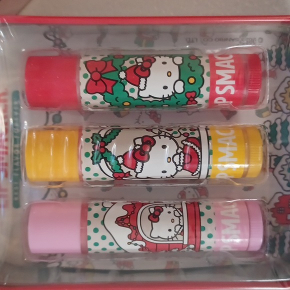 Hello kitty x lip smackers Christmas limited edition collectable Tin & lip blam - Picture 4 of 5